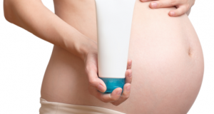 Tips to Minimize Pregnancy Stretch Marks on Your Skin